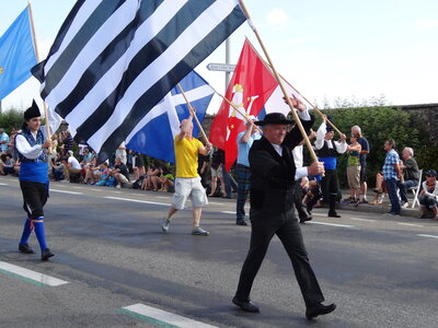Grande parade Festival Lorient 2014<br>@copyleft <a href=https://www.le-fab-lab.com>Le Fab'Blab</a> Licence Art Libre, grande-parade-lorient2014-002
