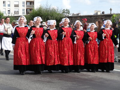 Grande parade Festival Lorient 2014<br>@copyleft <a href=https://www.le-fab-lab.com>Le Fab'Blab</a> Licence Art Libre, grande-parade-lorient2014-039