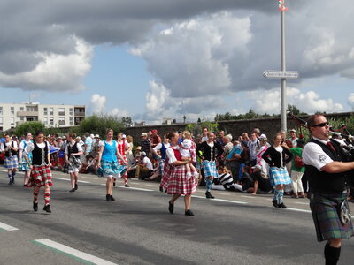 Grande parade Festival Lorient 2014<br>@copyleft <a href=https://www.le-fab-lab.com>Le Fab'Blab</a> Licence Art Libre, grande-parade-lorient2014-083