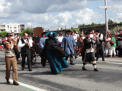 Grande parade Festival Lorient 2014<br>@copyleft <a href=https://www.le-fab-lab.com>Le Fab'Blab</a> Licence Art Libre, grande-parade-lorient2014-100