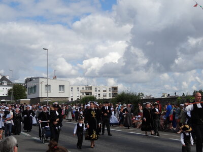 Grande parade Festival Lorient 2014<br>@copyleft <a href=https://www.le-fab-lab.com>Le Fab'Blab</a> Licence Art Libre, grande-parade-lorient2014-108