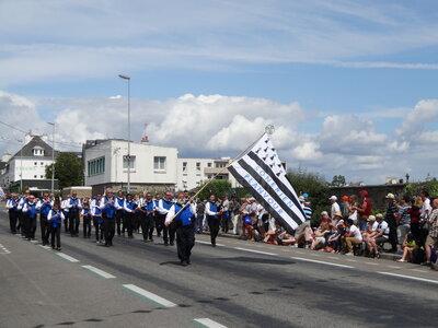 Grande parade Festival Lorient 2014<br>@copyleft <a href=https://www.le-fab-lab.com>Le Fab'Blab</a> Licence Art Libre, grande-parade-lorient2014-174