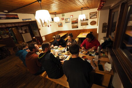 2021-03-22-27-ski-tour-du-thabor, alpes-aventure-mont-thabor-2021-03-26-143