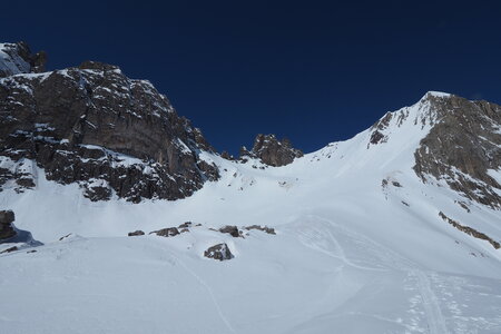 2021-03-22-27-ski-tour-du-thabor, alpes-aventure-tour-de-la-crete-de-moutouze--refuge-de-laval-2021-03-24-030