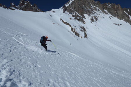 2021-03-22-27-ski-tour-du-thabor, alpes-aventure-tour-de-la-crete-de-moutouze--refuge-de-laval-2021-03-24-042