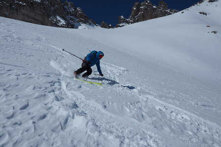 2021-03-22-27-ski-tour-du-thabor, alpes-aventure-tour-de-la-crete-de-moutouze--refuge-de-laval-2021-03-24-073