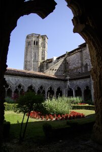 Gers, la-collgiale-vue-du-clotre_3723131419_o