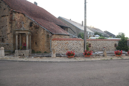 20200813-02 GR7 Ballon d'Alsace - Grancey - Beaune, 1684 Le lavoir de Troischamps