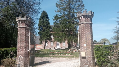 Etouteville, Prieuré Ettouteville