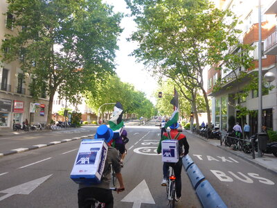 Vuelta madrileña Boicot a Axa, P1080054