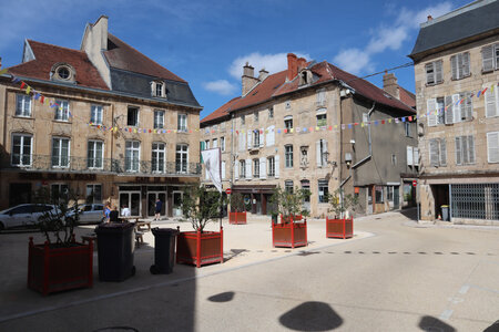 20200813-02 GR7 Ballon d'Alsace - Grancey - Beaune, 1783 Langres : la place Ziegler