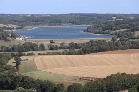 20200813-02 GR7 Ballon d'Alsace - Grancey - Beaune, 1841 Langres : le lac de la Liez vu depuis le rempart Est