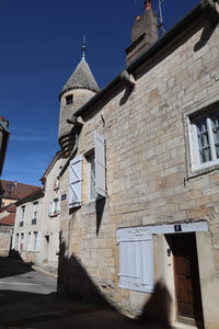 20200813-02 GR7 Ballon d'Alsace - Grancey - Beaune, 1815 Langres : maison à échauguette, rue Normeau