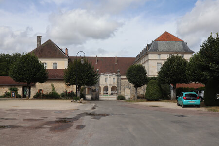 20200813-02 GR7 Ballon d'Alsace - Grancey - Beaune, 1866 L'abbaye d'Auberive