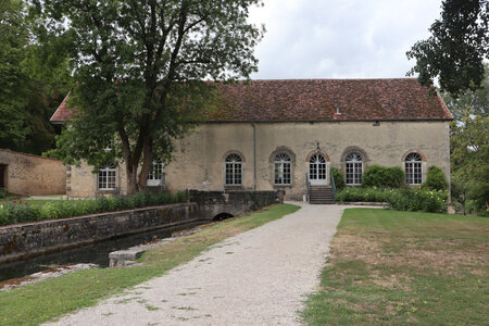 20200813-02 GR7 Ballon d'Alsace - Grancey - Beaune, 1873 L'abbaye d'Auberive : le moulin