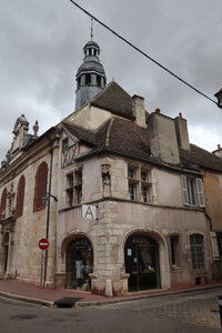 20200813-02 GR7 Ballon d'Alsace - Grancey - Beaune, 1970 Beaune : angle des rue de Lorraine et Rousseau-Deslandes