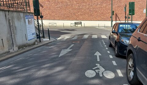 Pistes cyclables, Cartault contre sens