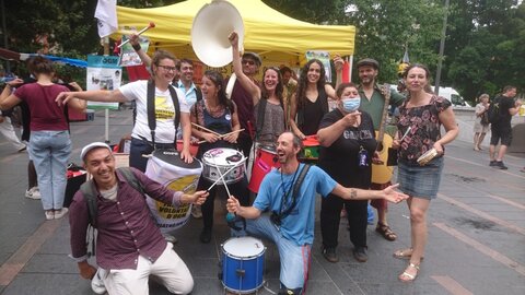 2021 0612_HK et le CSFV 31 -AntiOGM 12 juin 2021 au marché du Capitole à Toulouse, DSC_4651