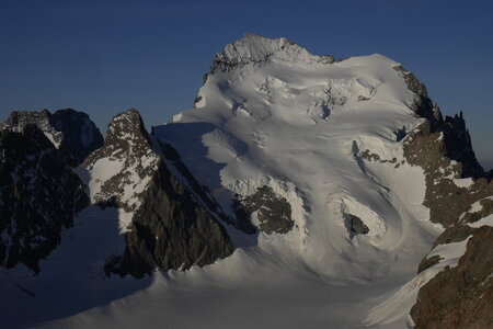 2021-06-09-13-couloirs-glacier-blanc, alpes-aventure-couloir-sud-de-roche-paillon-2021-06-13-11