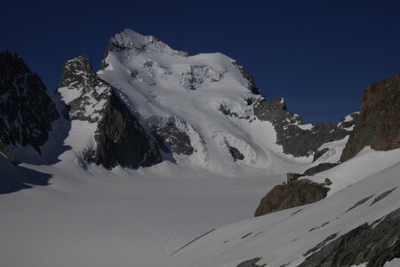 2021-06-09-13-couloirs-glacier-blanc, alpes-aventure-couloir-sud-de-roche-paillon-2021-06-13-33