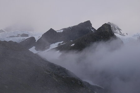 2021-07-14-18-breithorn-pollux-castor, alpes-aventure-montee-au-refuge-mezzalama-2021-07-15-19