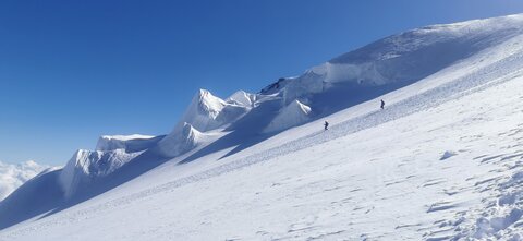2021-06-27-07-03-mont-blanc, alpes-aventure-mont-blanc-2021-07-02-01