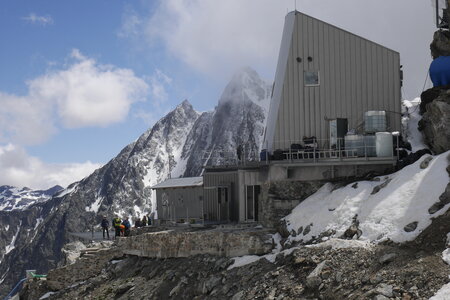 2021-06-27-07-02-mont-blanc-aiguilles-grises, alpes-aventure-refuge-gonella-2021-06-30-39
