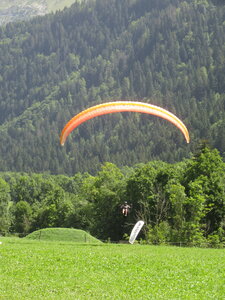 QG 2021 (Version forum), Récupération de navette avant de rejoindre tout le groupe qui s'est déjà envolé vers La Clusaz...