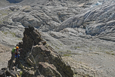 2021-08-25-30-trilogie-du-glacier-blanc, alpes-aventure-alpinisme-aiguille-pierre-estienne-pdb-2021-08-27-56