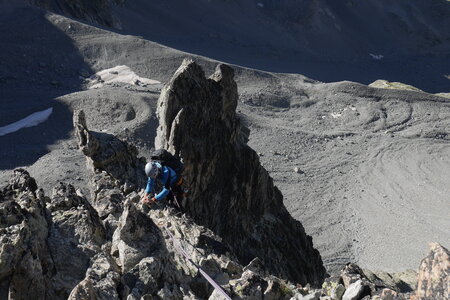 2021-08-25-30-trilogie-du-glacier-blanc, alpes-aventure-alpinisme-arete-des-cineastes-2021-08-29-03