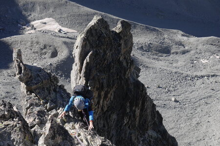 2021-08-25-30-trilogie-du-glacier-blanc, alpes-aventure-alpinisme-arete-des-cineastes-2021-08-29-05