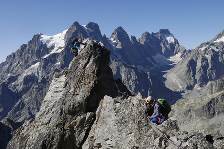 2021-08-25-30-trilogie-du-glacier-blanc, alpes-aventure-alpinisme-arete-des-cineastes-2021-08-29-10