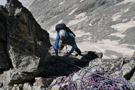 2021-08-25-30-trilogie-du-glacier-blanc, alpes-aventure-alpinisme-arete-sud-pic-du-glacier-blanc-2021-08-28-48