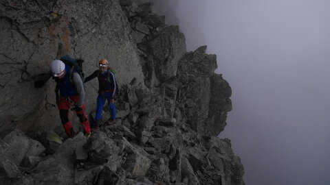 2021-08-31-09-04-mont-viso, alpes-aventure-alpinisme-arete-est-du-mont-viso-2021-09-02-03
