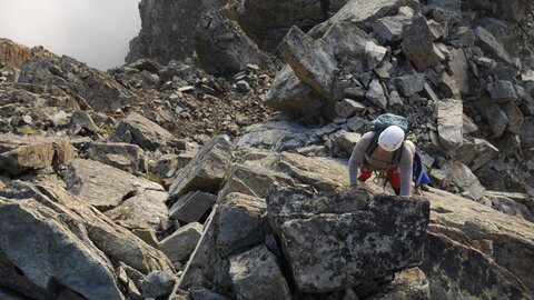 2021-08-31-09-04-mont-viso, alpes-aventure-alpinisme-arete-est-du-mont-viso-2021-09-02-14
