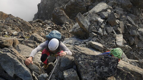 2021-08-31-09-04-mont-viso, alpes-aventure-alpinisme-arete-est-du-mont-viso-2021-09-02-15