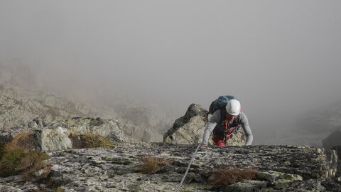 2021-08-31-09-04-mont-viso, alpes-aventure-alpinisme-punta-venezia-cresta-perotti-2021-09-01-32