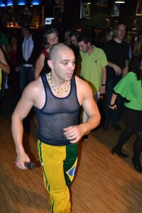 Soirée Salsa au British N°1, 66219_449347165102658_2122938025_n