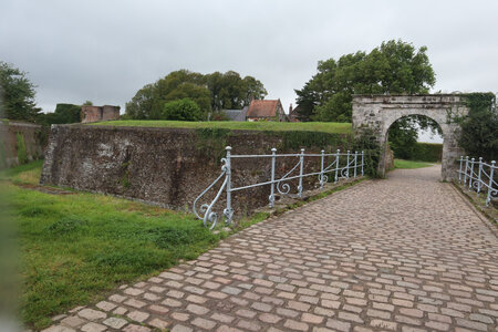 20210821 Montreuil sur Mer, 2348 Montreuil, l'accés à la citadelle