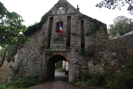20210821 Montreuil sur Mer, 2351 La citadelle de Montreuil, la porte de la Demi-Lune