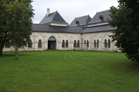 20210821 Montreuil sur Mer, 2373 Chartreuse de Neuville, le grand cloïtre