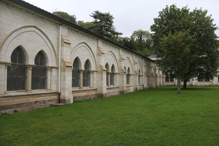 20210821 Montreuil sur Mer, 2375 Chartreuse de Neuville, le grand cloïtre