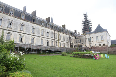 20210821 Montreuil sur Mer, 2391 Chartreuse de Neuville, vue depuis les jardins.