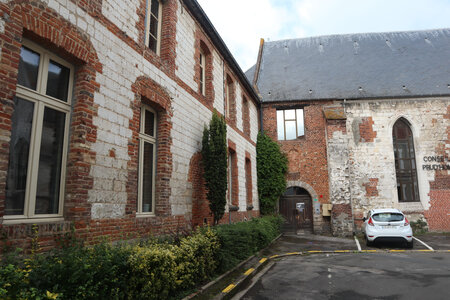 20210821 Montreuil sur Mer, 2428 Montreuil-sur-Mer, le tribunal