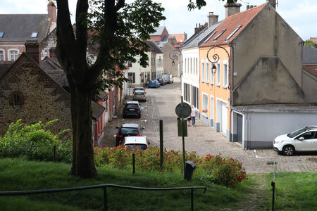 20210821 Montreuil sur Mer, 2437 Montreuil-sur-Mer, vue depuis le rempart est