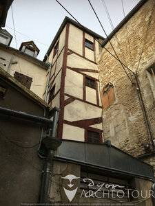 XIV Verrière gothique rue du bourg , IMG_3063