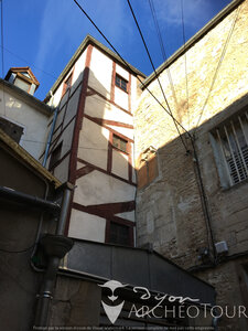 XIV Verrière gothique rue du bourg , IMG_3155