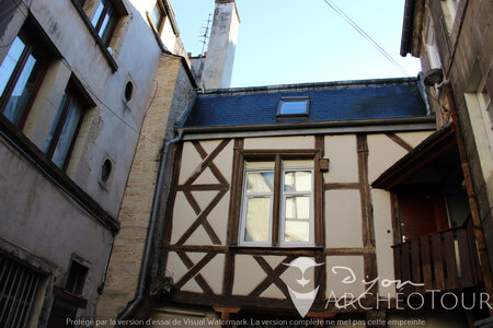 XIV Verrière gothique rue du bourg , IMG_4201