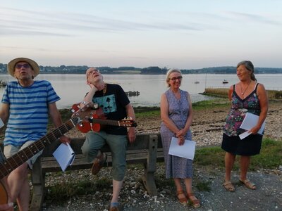 Les Veillées-chansons en Bretagne Finistère : LANDEVENNEC Juillet 2021 Album de Marie-Noëlle, 0046
