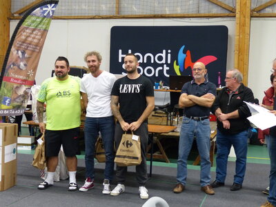 12eme tournoi Esprit-Bad Cosne, P1140251